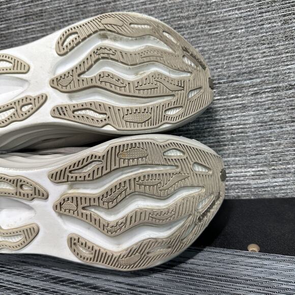 Brooks Womens Glycerin Max 1204361B208 Beige Running Shoes Sneakers Size 7.5 - Picture 16 of 16